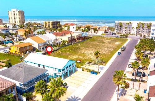 South Padre Island House | Lantana Retreat Sleeps 28 w Private Pool