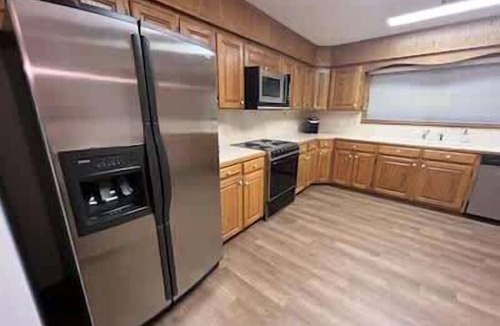 Benton House | Large 2 bedroom/2 bath home in the heart of Benton
