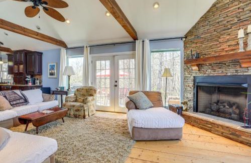 Dahlonega House | Large Deck: Luxe 6-Acre Retreat in Dahlonega!