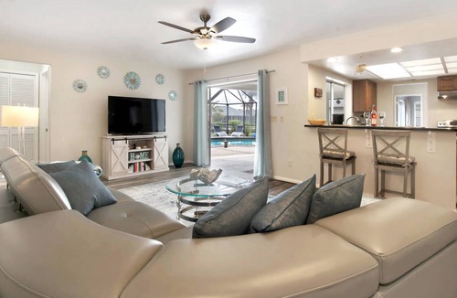 Pelican House | ❤ Large heated pool, free WiFi, gulf access! Discount for members in 2026