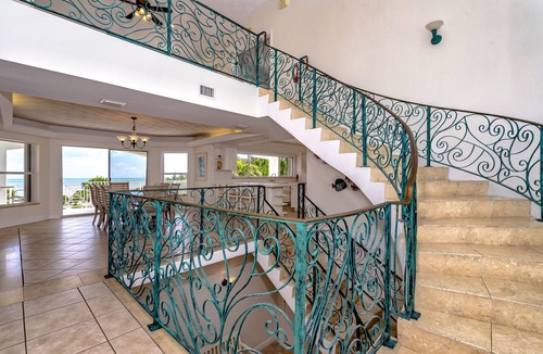 Islamorada House | Large Oceanfront 5 Bedroom Estate, Private Pier and Saltwater Pool