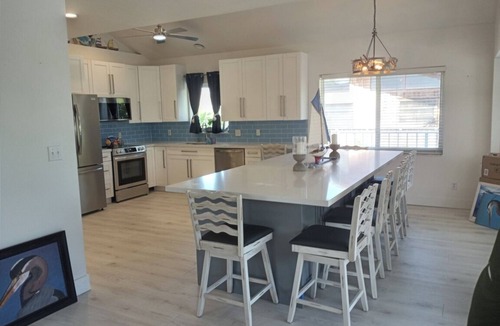 Islamorada House | Large Waterfront Home with 80 ft Dockage and Boat Lift with Pool In Islamorada