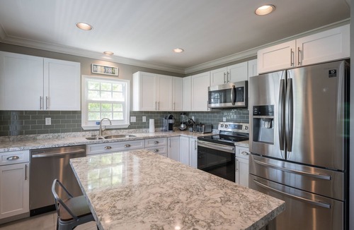 Truman Annex Condo | Largest Shipyard Condo in the Truman Annex - over twice the size with a loft!