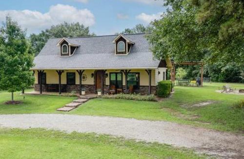 Harrison County House | Last Chance Ranch - Hallsville TX