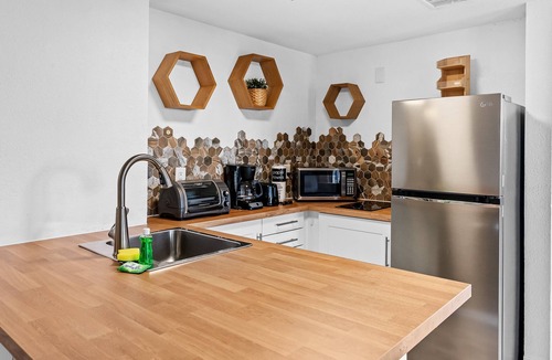 Southwest Orlando Villa | Last Minute Disney Getaway! Modern Condo with Amazing Views. Book Now! #147473
