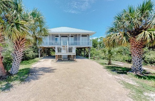 East End Cottage | Latimer House: 4 BR, 2 BA Cottage in St. George Island, Sleeps 10