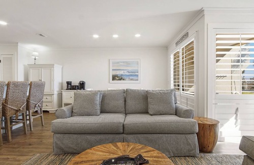 Fort Bay Condo | Latitude 16 - Spectacular oceanfront views!1BD/2BA. Sleeps 6