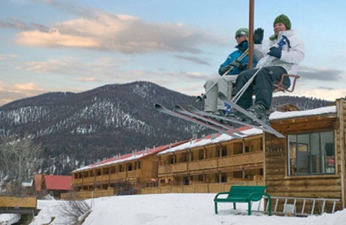 Red River Resort | Leave your worries at the door!