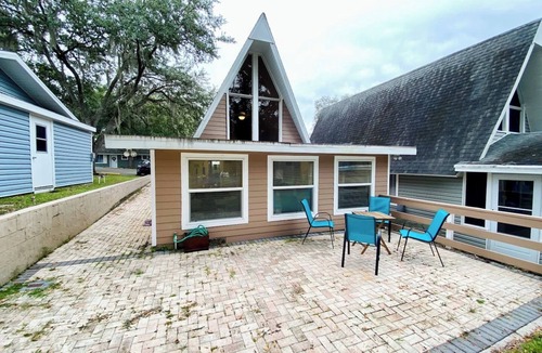 Vacation Village House | Lilac Loft- Lake, Pool, Pickle Ball, Disney, FUN!
