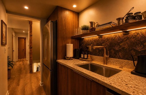 Midtown - Westport House | Linea | Luxury Stay Near Plaza & KU Med