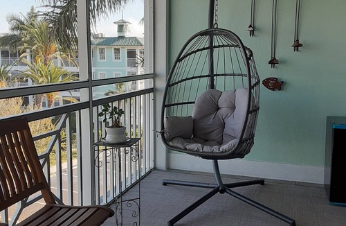 Charlotte Harbor Condo | Live the resort lifestyle!