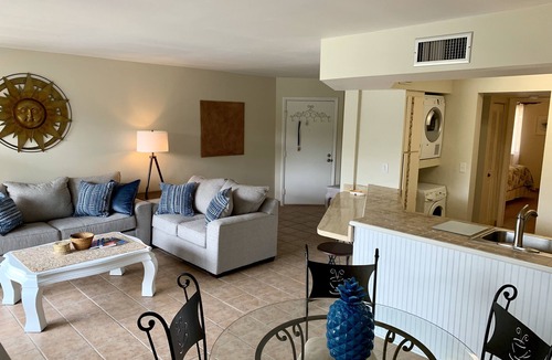 Jupiter Condo | Location Location Location - Steps to the Beach and to the Riverwalk