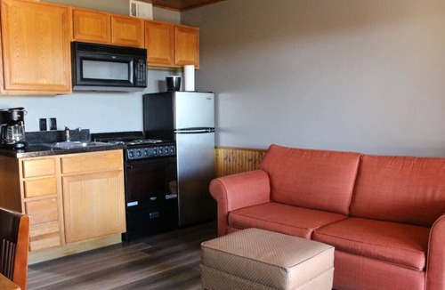 Canyon Lake Cabin | Lodge Suite Upstairs W/ Balcony - 207