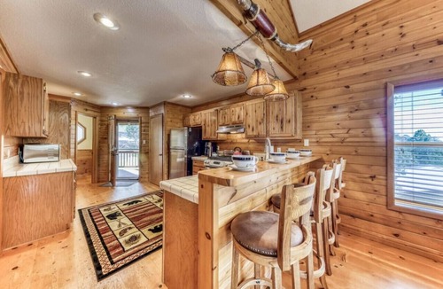 Ruidoso Cabin | Log Cabin Retreat - Covered Deck, Views & Wildlife