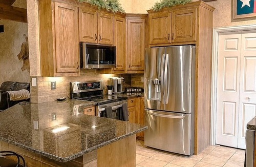 Pottsboro House | Lone Star Hacienda welcomes you to your private paradise for couples or families