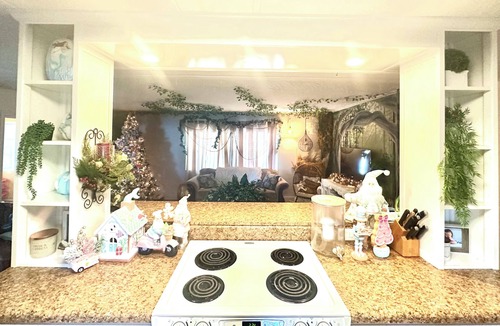 Water Front Park House | Lovely 3-bedroom house with WiFi in Edgewater