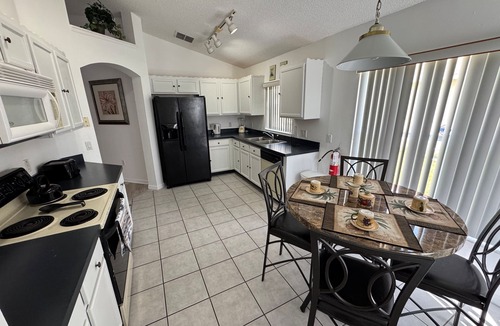 Eagle Pointe South House | Lovely 3 Bedroom Villa with Private pool and Lake View
