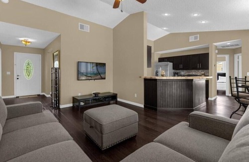 Indian Ridge House | Lovely 5Bd Home w/Game room & Pool. Disney-15min SeaWorld-20min Universal-25min