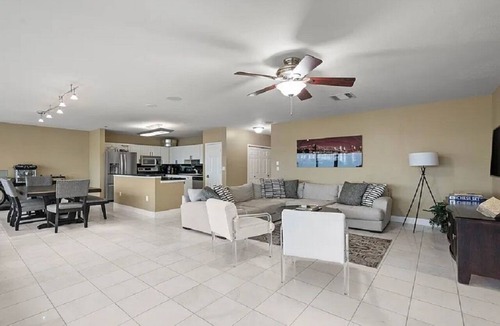 Fort Worth Condo | Lovely Condo on Texas Motor Speedway