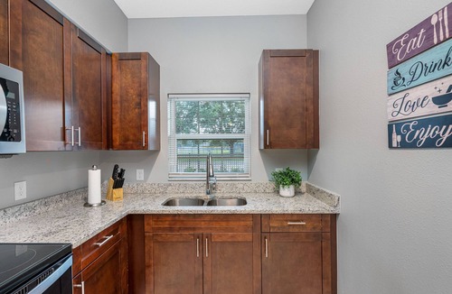 Tampa Condo | Lovely newly built condo centrally located in TPA