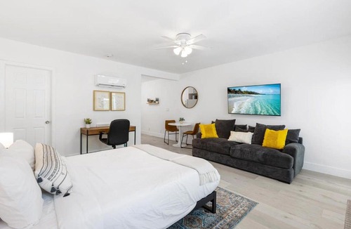 Victoria Park House | Lovely Studio in the Heart of Victoria Park