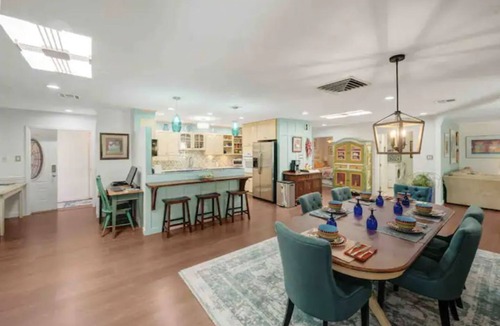 South Valley House | Lux 13+Bedroom Wedding & Event Venue; 4+ House Estate @ 79 dollars a person!