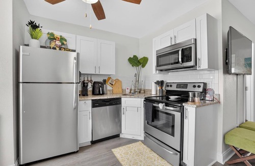 North Hyde Park Condo | Lux Home-Downtown-MINS from HCA Tampa Hospital
