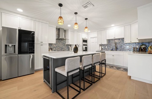 Sebring House | Luxe Lakefront w/Pool, Pickleball, & Private Dock