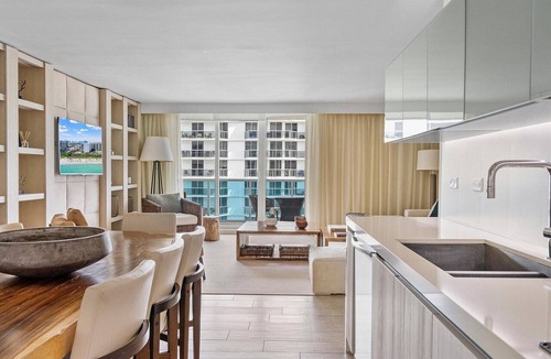 City Center Condo | Luxurious 3/3 Ocean View Condo 1415 - Located at 1 Hotel & Homes South Beach
