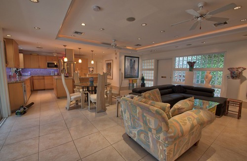 Midtown House | Luxurious monthly rental in mid-town