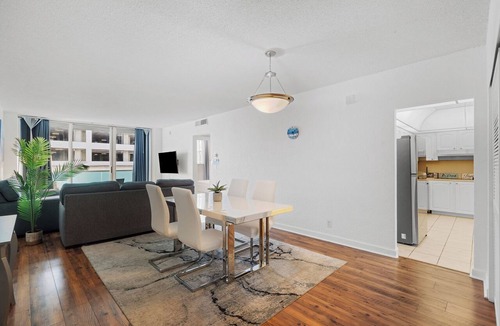 Hollywood South Central Beach Condo | Luxurious Oceanfront Condo –Unmatched Views & Resort-Style Living-20 min to FIFA