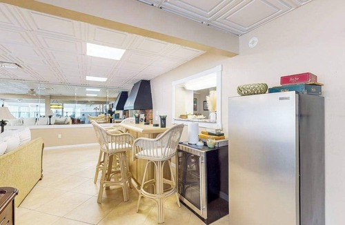 Fort Myers House | Luxurious single-level retreat w/indoor pool, game room, and modern comforts