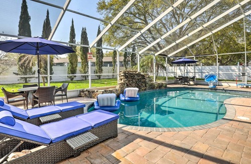 Lake Magdalene Villa | Luxurious Tampa Villa w/ Pool & Home Theatre!