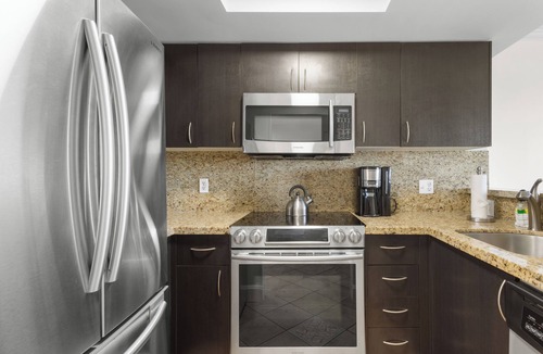 Coconut Grove Condo | Luxury 2/2 Condo with balcony in Coconut Grove