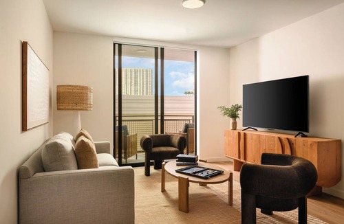 Midtown Apartment | Luxury 2BR Suite in Edgewater | Balcony + Pool & Gym | Sense28 by AvantStay
