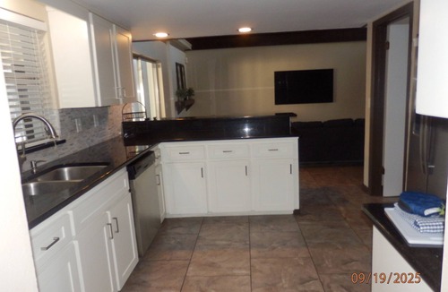 Lakeland Highlands House | Luxury 3 BR 2 1/2 Bath pool home in South Lakeland Sleeps 7 ideally located