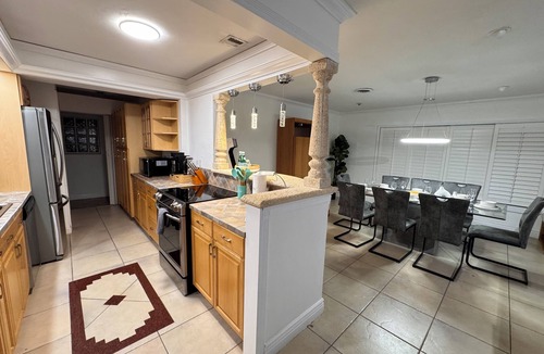 Wilton Manors House | Luxury 3Bed Flamingo Villa w pool