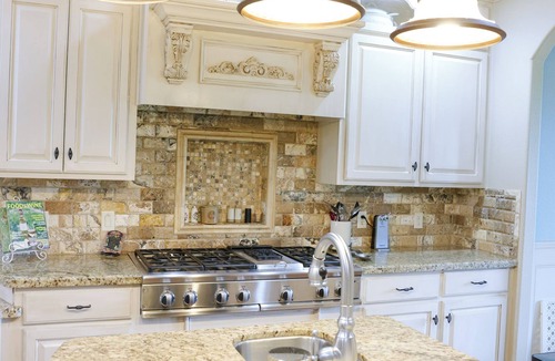 Williams Creek House | Luxury 4BR Estate on 1 Acre Outdoor Kitchen & Fireplace Close To Kyle Field