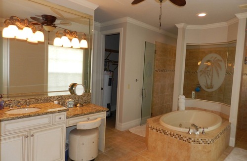 Marco Island Cabin | Luxury, 5 Bdrm, 6 Bath, Walk To Tigertail Beach, Pool/Hot Tub,