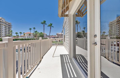 South Padre Island Apartment | Luxury 5BR Family Condo in Beachfront Resort with Private Pool