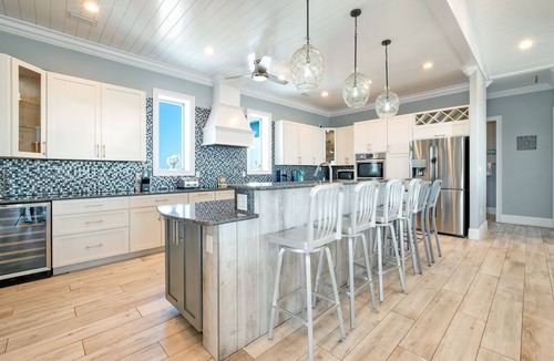 Villa Segunda House | Luxury 6 Bedroom Gulf View, Pet Friendly Home w/Pool, Firepit and more!