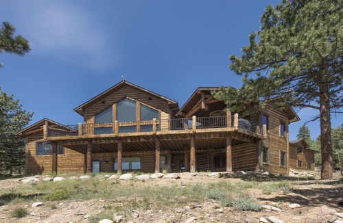 Buena Vista House | Luxury 6500 sq ft Mountain Lodge w/stunning views, gourmet kitchen and theater