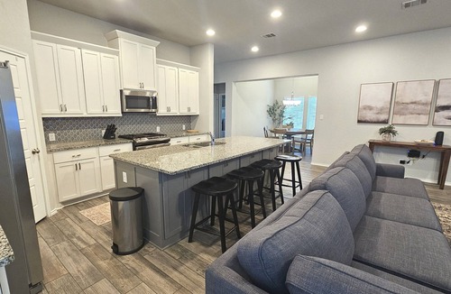 San Antonio House | Luxury and Style - New Home next to SEA WORLD