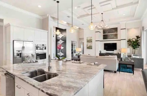 East Naples House | Luxury at its finest, private retreat, POOL & views near BEACH and OLDE NAPLES!