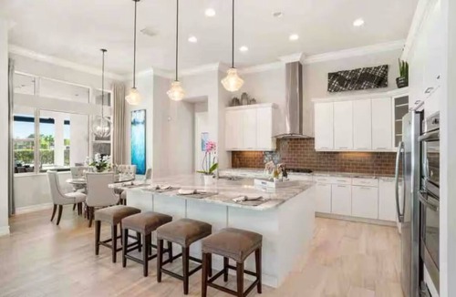 East Naples House | Luxury at its finest, private retreat, POOL & views near BEACH and OLDE NAPLES!