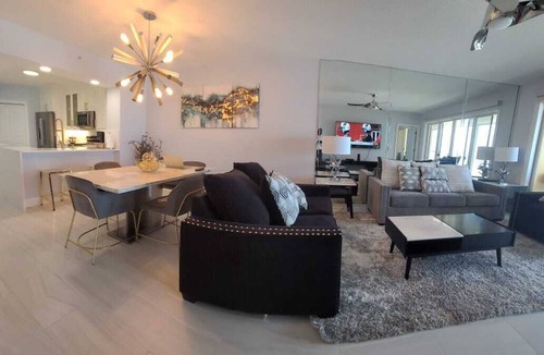 North Redington Beach Condo | Luxury Beachfront Retreat with Gulf Views at the Tides Beach Club