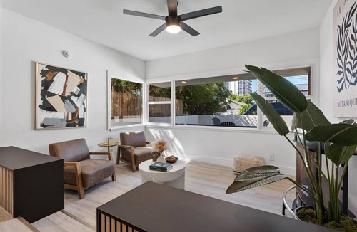 Lauderdale Beach Villa | Luxury Beach Paradise Heated Pool Pool Table