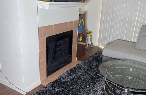 Altamonte Springs Condo | Luxury Condo With Fireplace *Massage Bed &Mini Bar