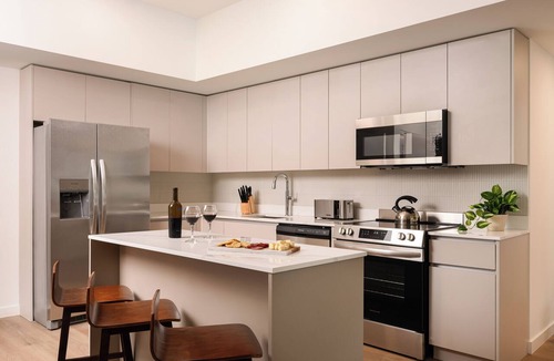 Midtown Apartment | Luxury Edgewater 2BR Hotel Suite w/Balcony | Pool | Sense28 by AvantStay