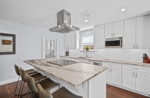 Isle of Palms House | Luxury Home 2 miles from Mayo